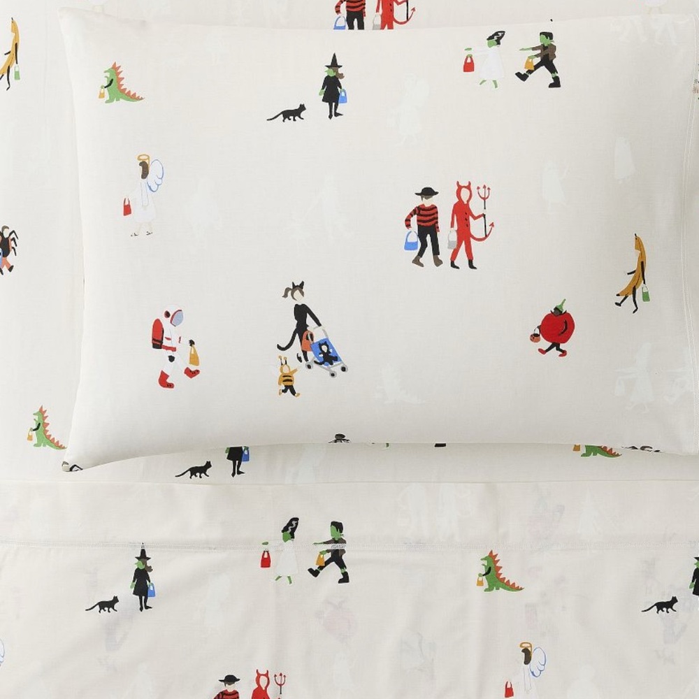 West Elm Trick or Treat Glow-in-the-Dark Sheet Set Size‎ Twin